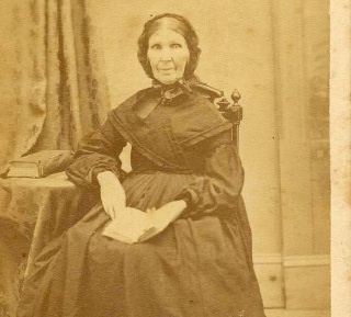 ANNE ROY